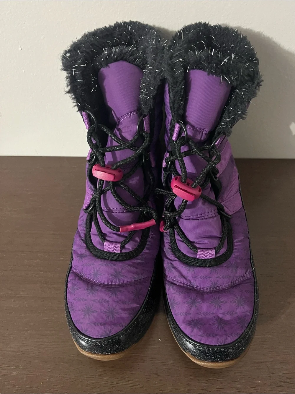 EUC Sorel x Disney Frozen Waterproof Boots Size 5